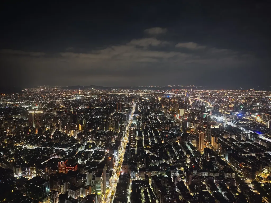 台北 101 俯瞰夜景