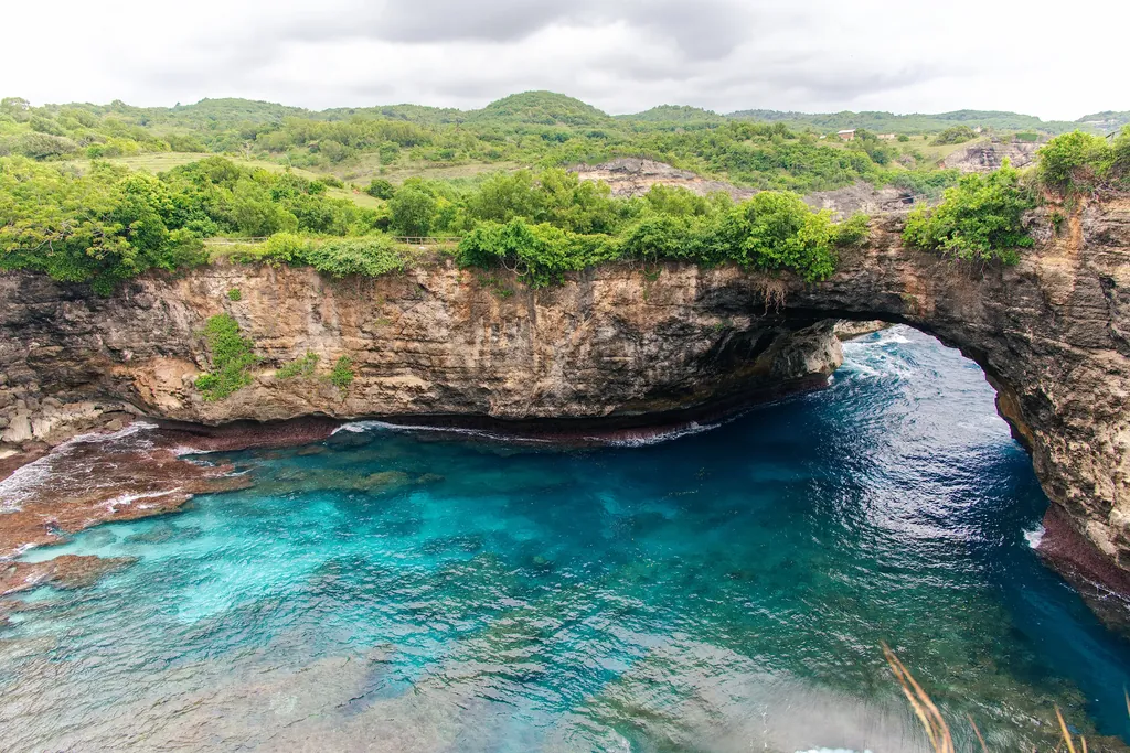 Broken Bay Cliff