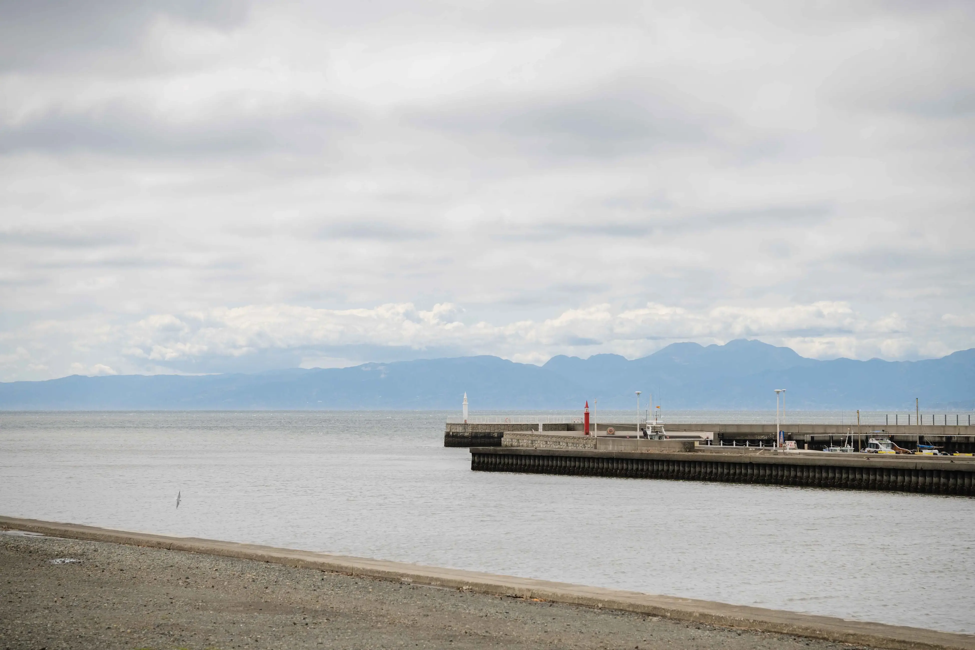 江之岛沿岸远眺
